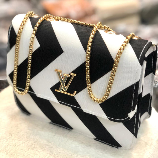 Louis Vuitton Handbag For Females (Replica)